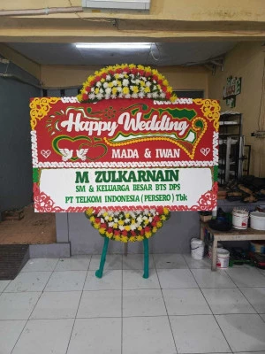 Papan Bunga di Ciracas